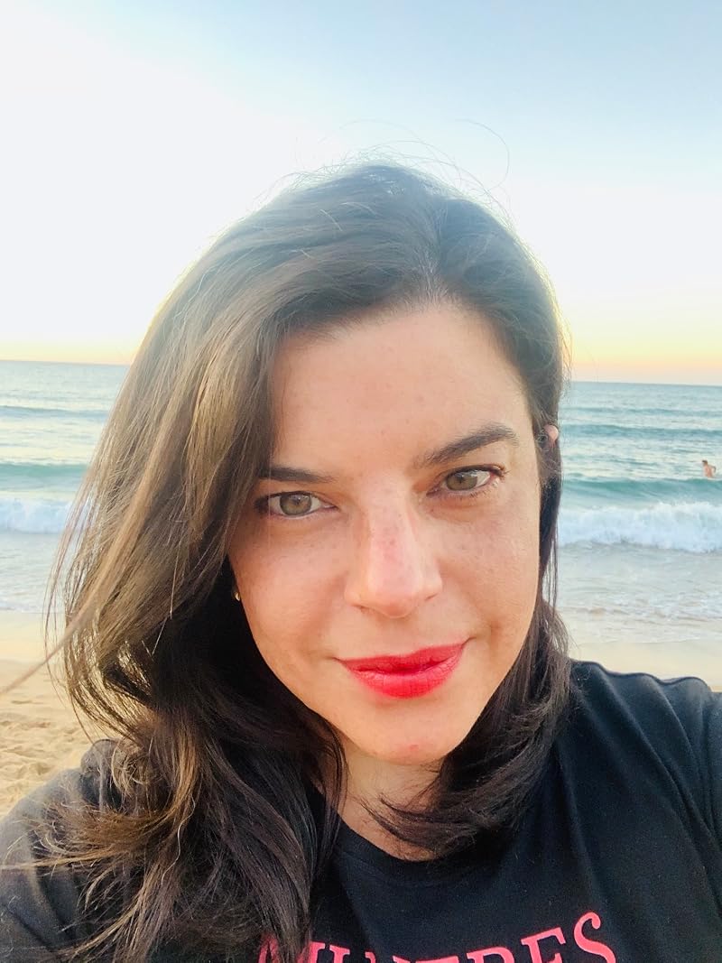 Sonia junto al mar